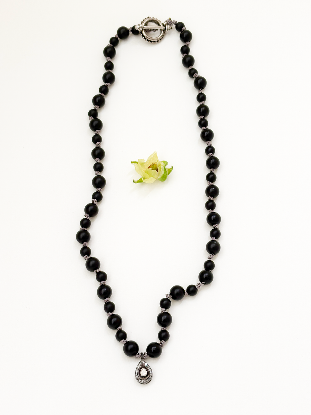 The Stillness necklace